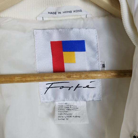 Vintage 80's/90'sWomen's Forte All White One Piece Ski Snowsuit Modern size 8/10 - Picture 11 of 12